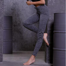 LEGGINGS JOGGER SPORTIVO FANTASIA WILD 